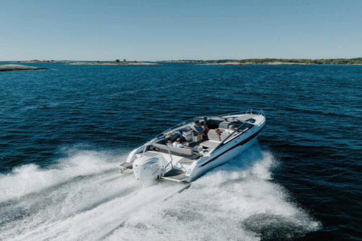 Privater Speedbootsausflug Orange Bay und Schnorcheln ab El Gouna
